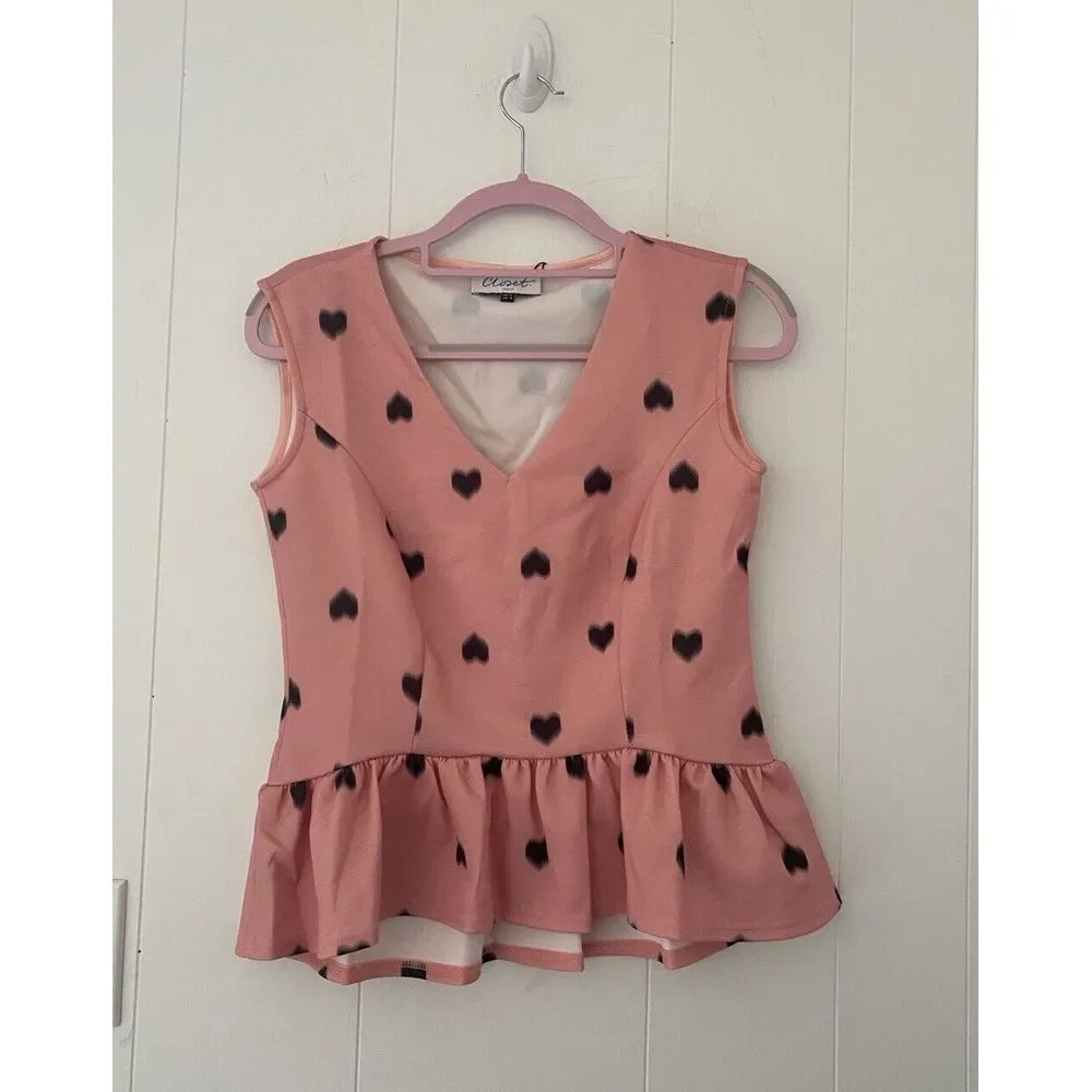 NWT -‎ Closet London Sz 8 Pink V-neck With Hearts Gathered Ruffle Hem